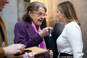 Dianne Feinstein Refuses To Resign