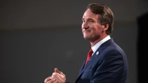Virginia Gov. Glenn Youngkin reconsiders 2024 bid