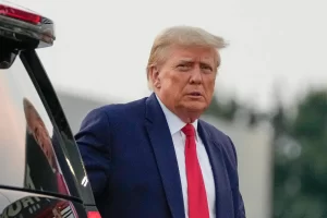 GOP Lawyer Says Trump Not Eligible To Run, Cites 14th Amendment