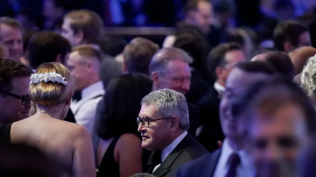 Leonard Leo pushes to “weaponize” conservatives for Trump