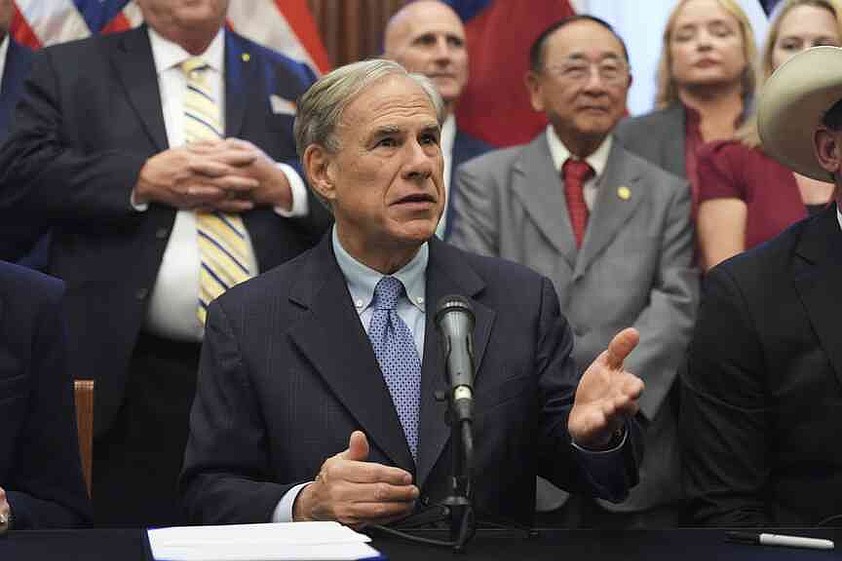 Texas Governor Signs New Map Giving Republicans More Seats in 2026